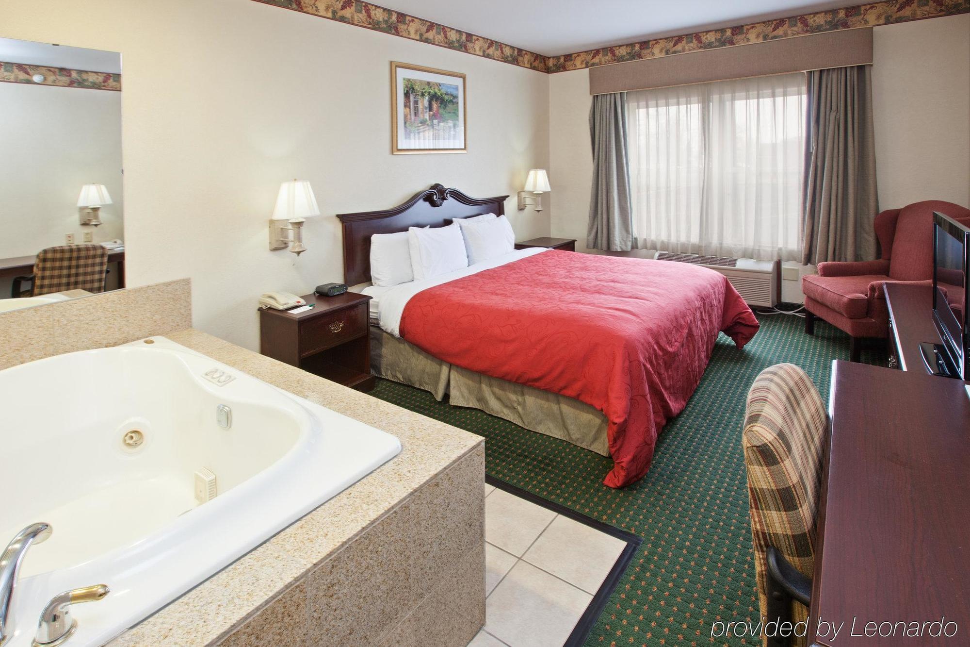 Country Inn & Suites By Radisson, Elkhart North, In Exterior photo